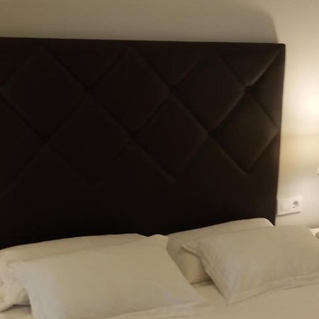 Apartamentos Barraca บาเลนเซีย ภายนอก รูปภาพ